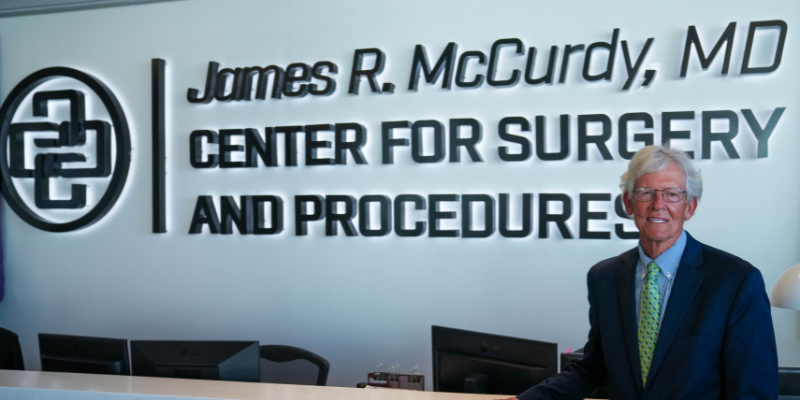 Physicians Honor Legendary Surgeon | Norman Regional